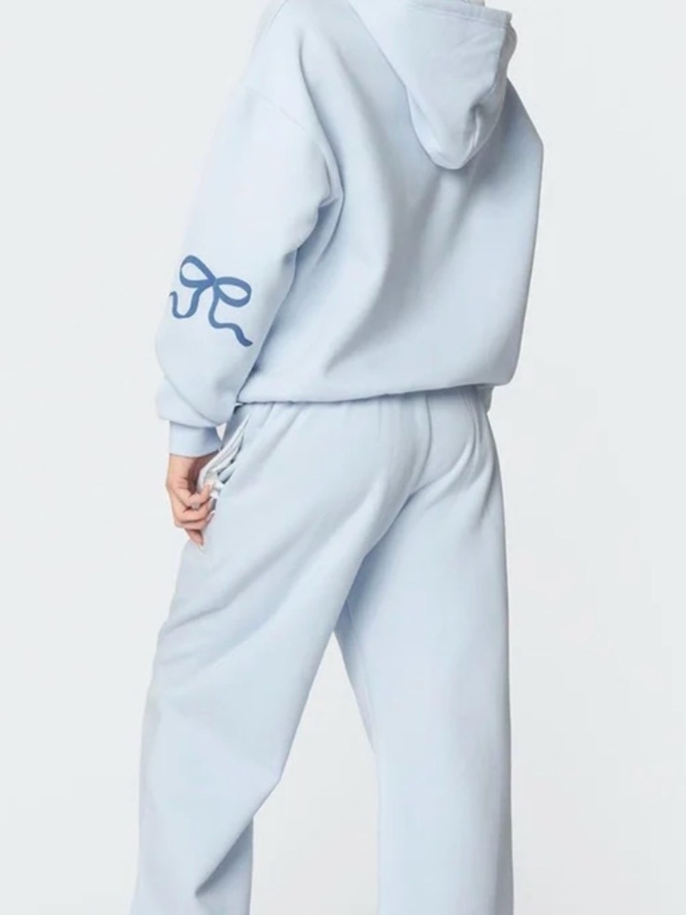 Edikted Bonney Bow Detail Hoodie and Sweatpants Set (M top, S bottoms)